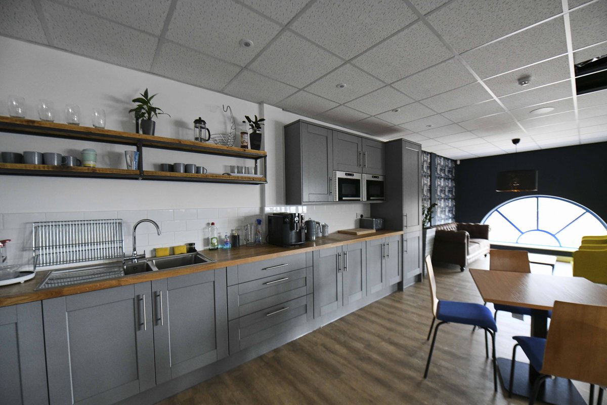 KeylandCapPLC's tweet photo. We've refurbished Fazeley House in Aston, Birmingham. It's a fantastic location for businesses that don't want to pay city centre rents and our occupiers love it. What do you think?

#offices #business #property https://t.co/IgaGkQfFEv