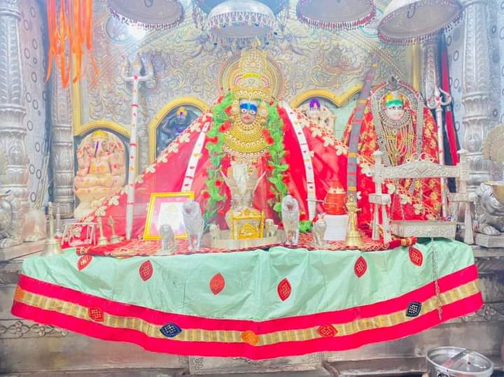 bsp0909's tweet photo. _*🙏🏻🙏🏻🌸आज के दिव्य श्रृंगार दर्शन श्री क्षेमंकरी माता जी के भीनमाल जालौर राजस्थान से🌸🙏🏻🙏🏻*_ https://t.co/06gizx0hqN