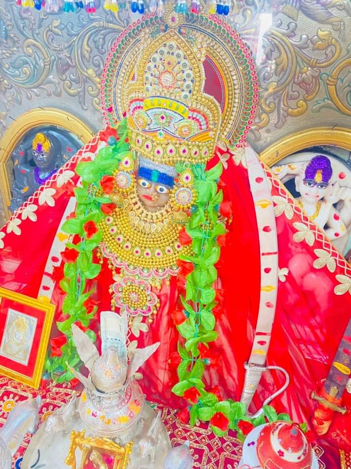 bsp0909's tweet photo. _*🙏🏻🙏🏻🌸आज के दिव्य श्रृंगार दर्शन श्री क्षेमंकरी माता जी के भीनमाल जालौर राजस्थान से🌸🙏🏻🙏🏻*_ https://t.co/06gizx0hqN