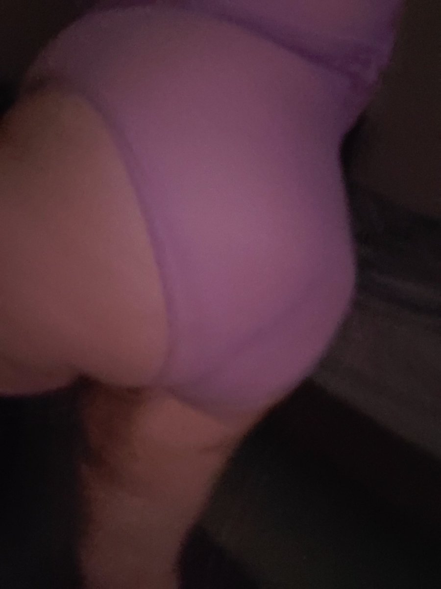 Vanessaxxx4u's tweet photo. Come kiss me goodnight ❤ 
#ssbbw #jailbaitgirl 
https://t.co/0oM62jjQrw https://t.co/QiO37eRaJa