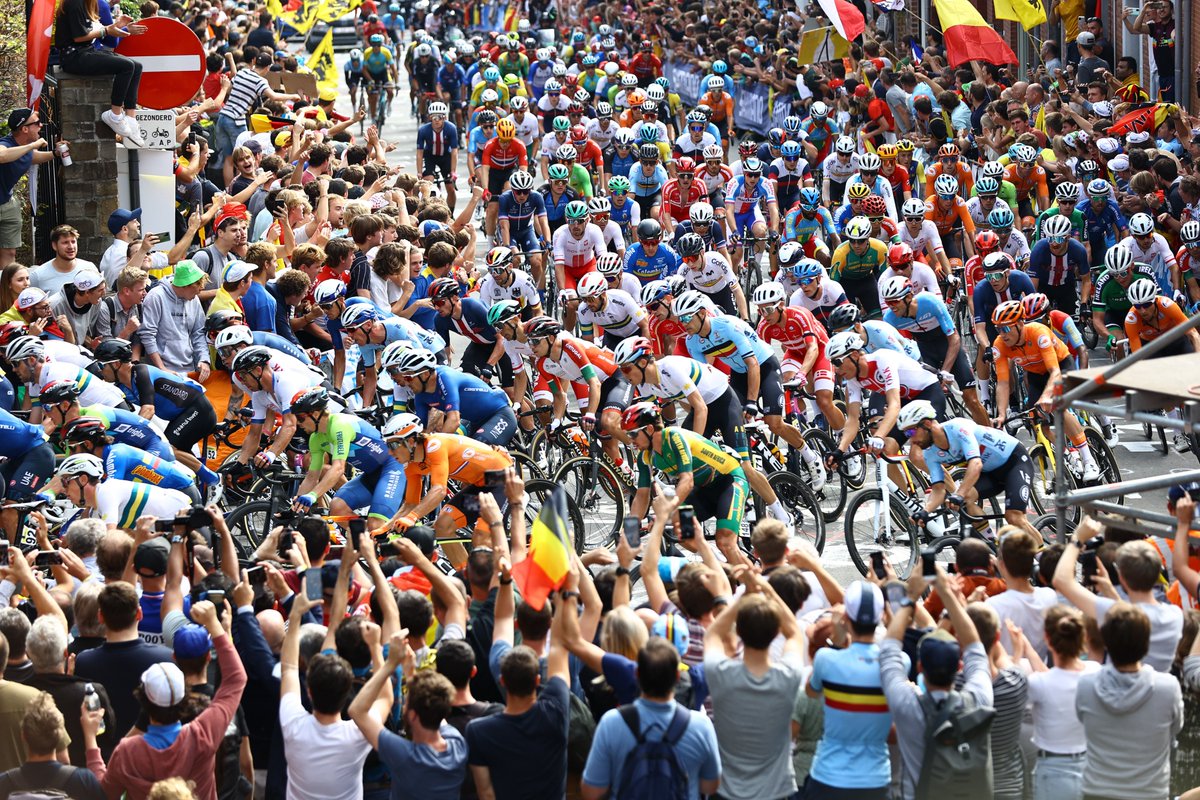 UCI_cycling's tweet image. A day to remember 🎉

#Flanders2021