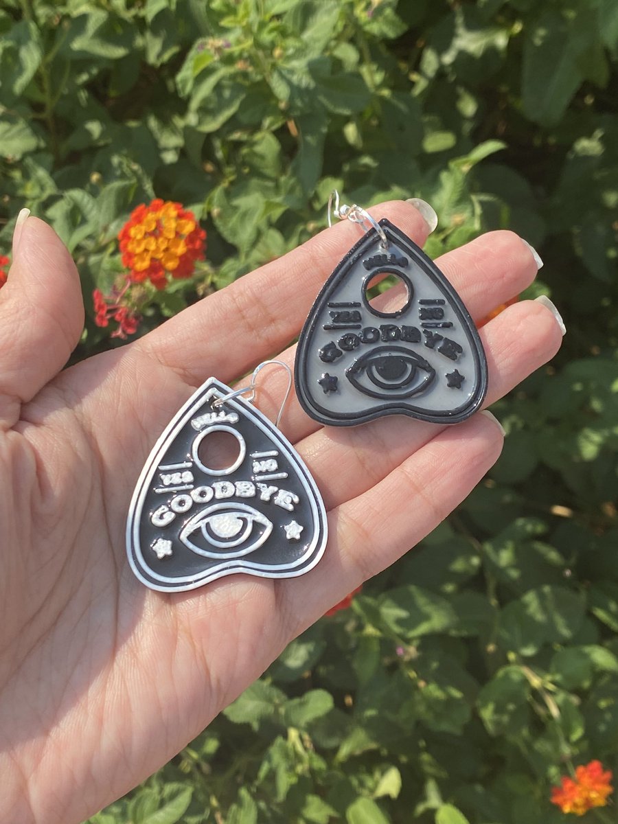 cuteberryjwlry's tweet photo. @TheRoadtoBroke Hi there, I’m Simone and I make cute and colorful jewelry!! 😊😊 Check out my website https://t.co/xd9ZDGiQvt https://t.co/4ZoUAhbe6D
