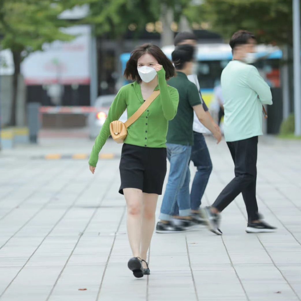 เนี่ยที่บอกว่าน้องวานเหมือนมีมเด็กถือถาด มุ่งมั่นเว่อ