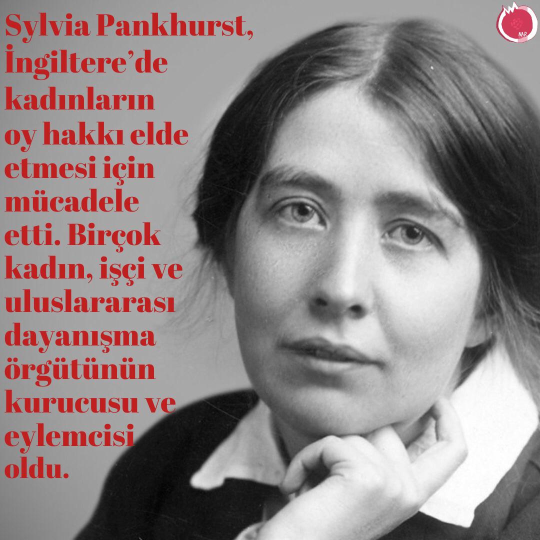 İngiltere'de kadınların oy hakkı elde etmesi için mücadele eden Sylvia Pankhurst; birçok kadın, işçi ve uluslararası dayanışma örgütünün de kurucusu ve eylemcisiydi.

Anısına saygıyla...
#SylviaPankhurst