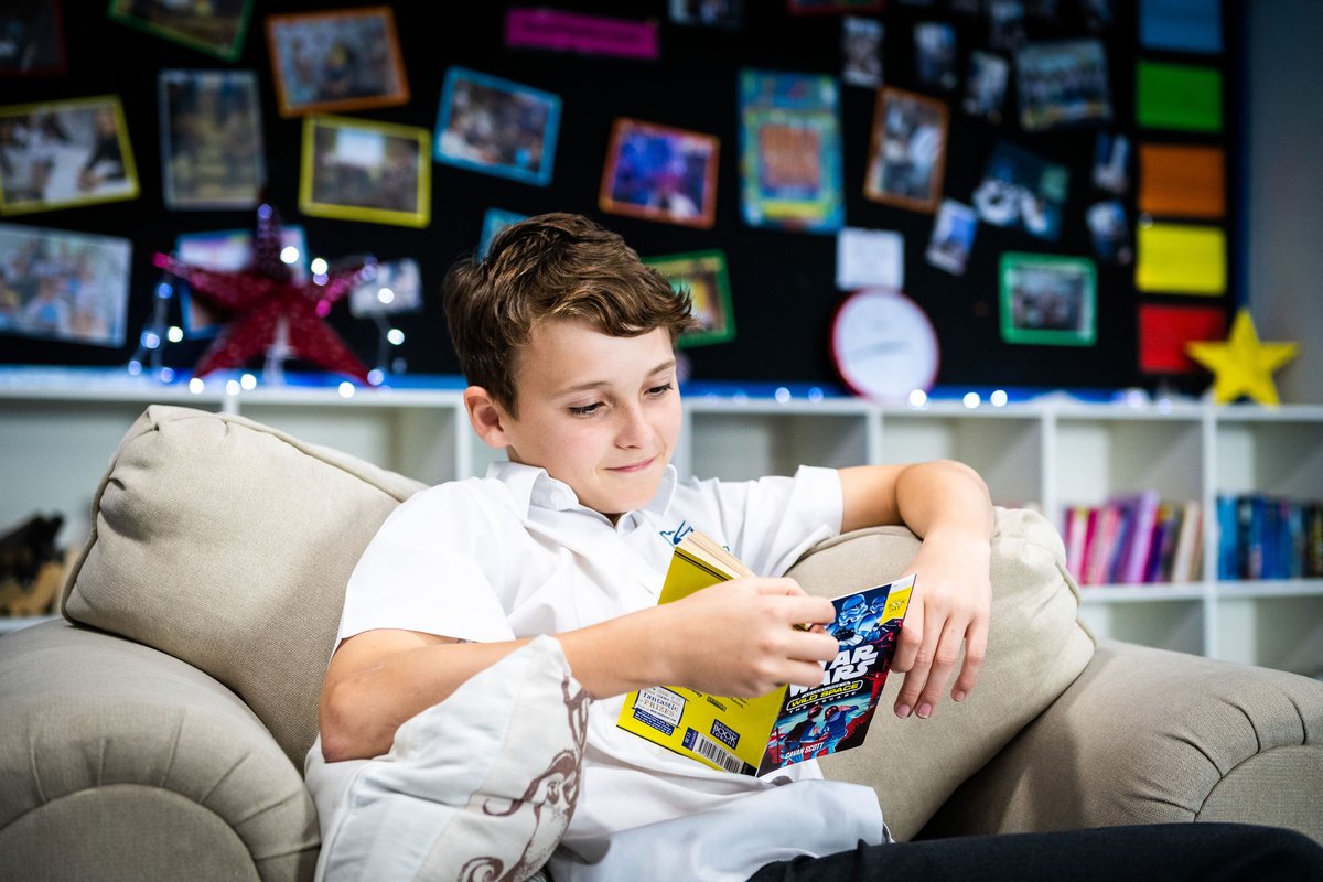 Join our team! Could you be our new #librarian? 
We are looking for an enthusiastic Librarian to work with our highly engaged students in our #Primary School.
Start date: December 2021
<a href="/BSMuscat/">BritishSchoolMuscat</a> <a href="/BSMuscatHeadPri/">Jeni Dellman</a> 
Follow the link below to apply:
britishschoolmuscat.com/careers/bsm-va…