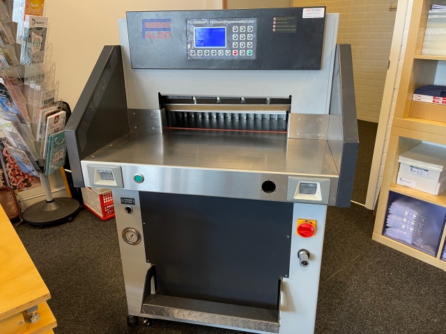 McTrade's tweet photo. Small size guillotines: https://t.co/lZ9CswQLfC https://t.co/LFRVSpvLyh https://t.co/VYgqwKdQKO