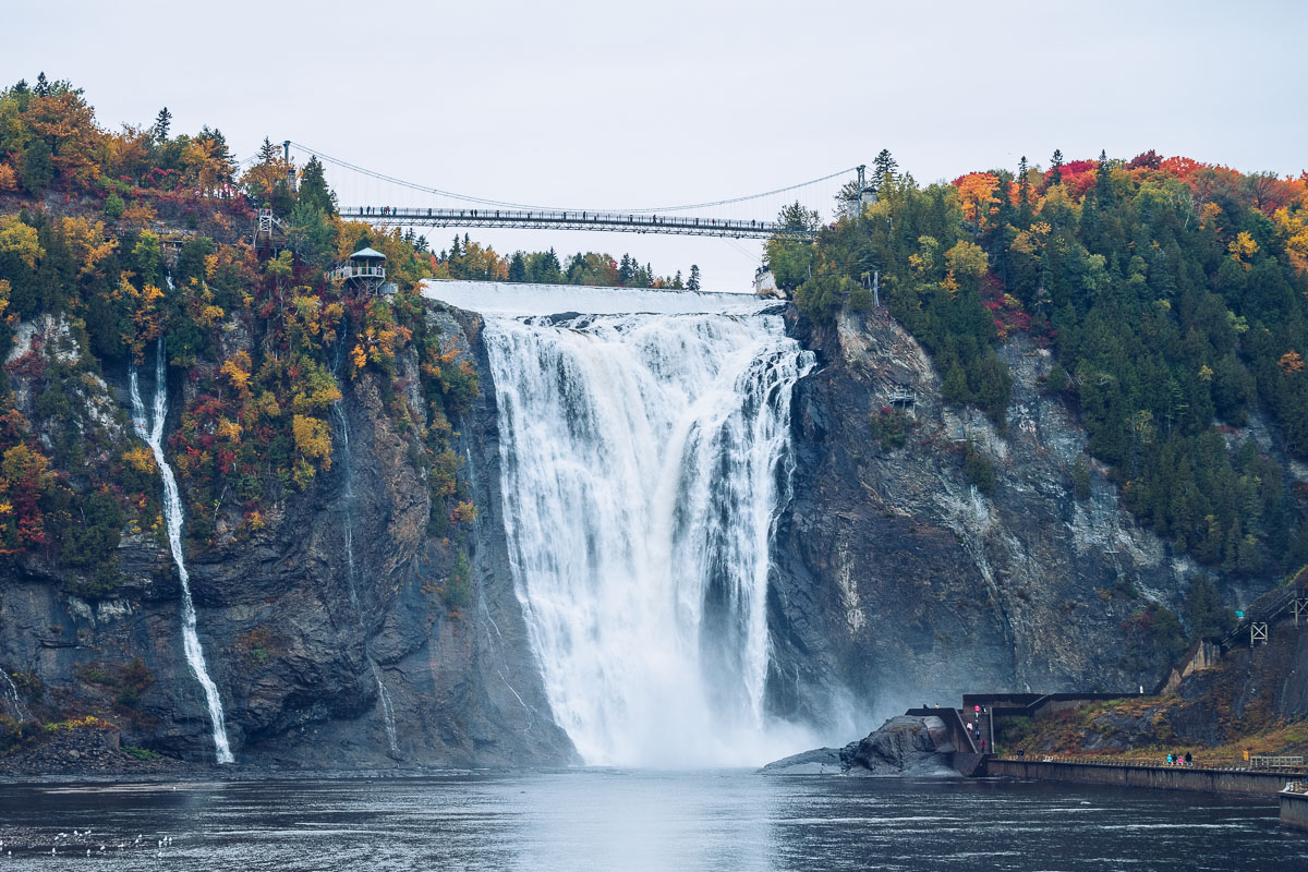 refusehibernate's tweet image. [ 🇨🇦CANADA ]
Les frontières entre le #Canada 🇨🇦 et la France 🇫🇷 ont réouvertes (pour les voyageurs entièrement vaccinés) depuis le 7 septembre ! Qui a la chance de voyager là-bas cet #automne ? 🍁 Tous nos articles sur le Canada sont ici 👉🏼 bit.ly/canada-rth. #voyage