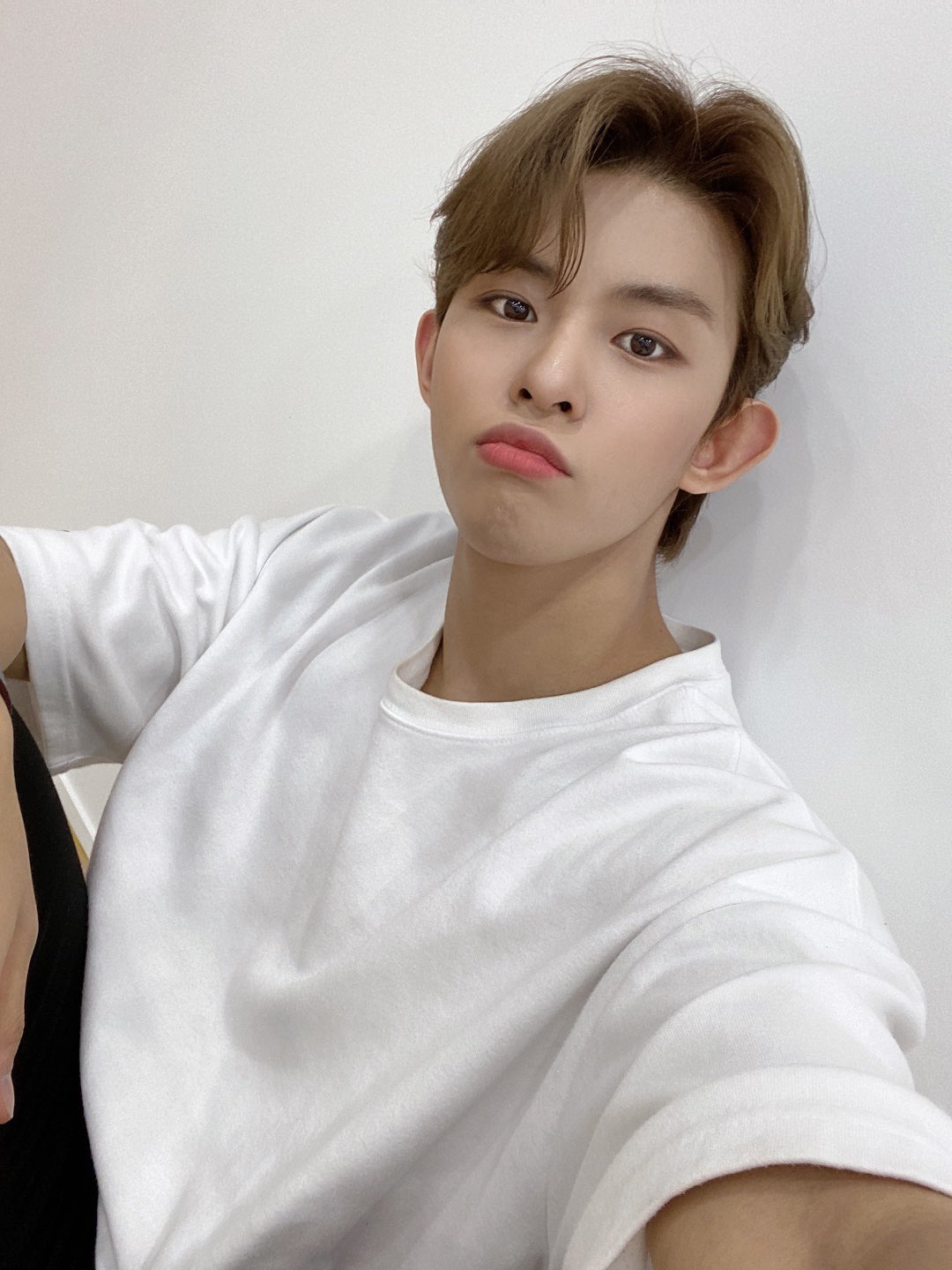 [잡담] 티오원 동건이가 부르는 성시경sbn 우린제법잘어울려요 | 인스티즈