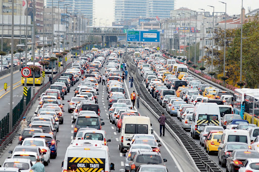 turktimecom's tweet photo. İstanbul trafiği felç oldu! 
https://t.co/ddDc7ZDFxf

#İstanbul  #tarfik https://t.co/tAl71F91jJ