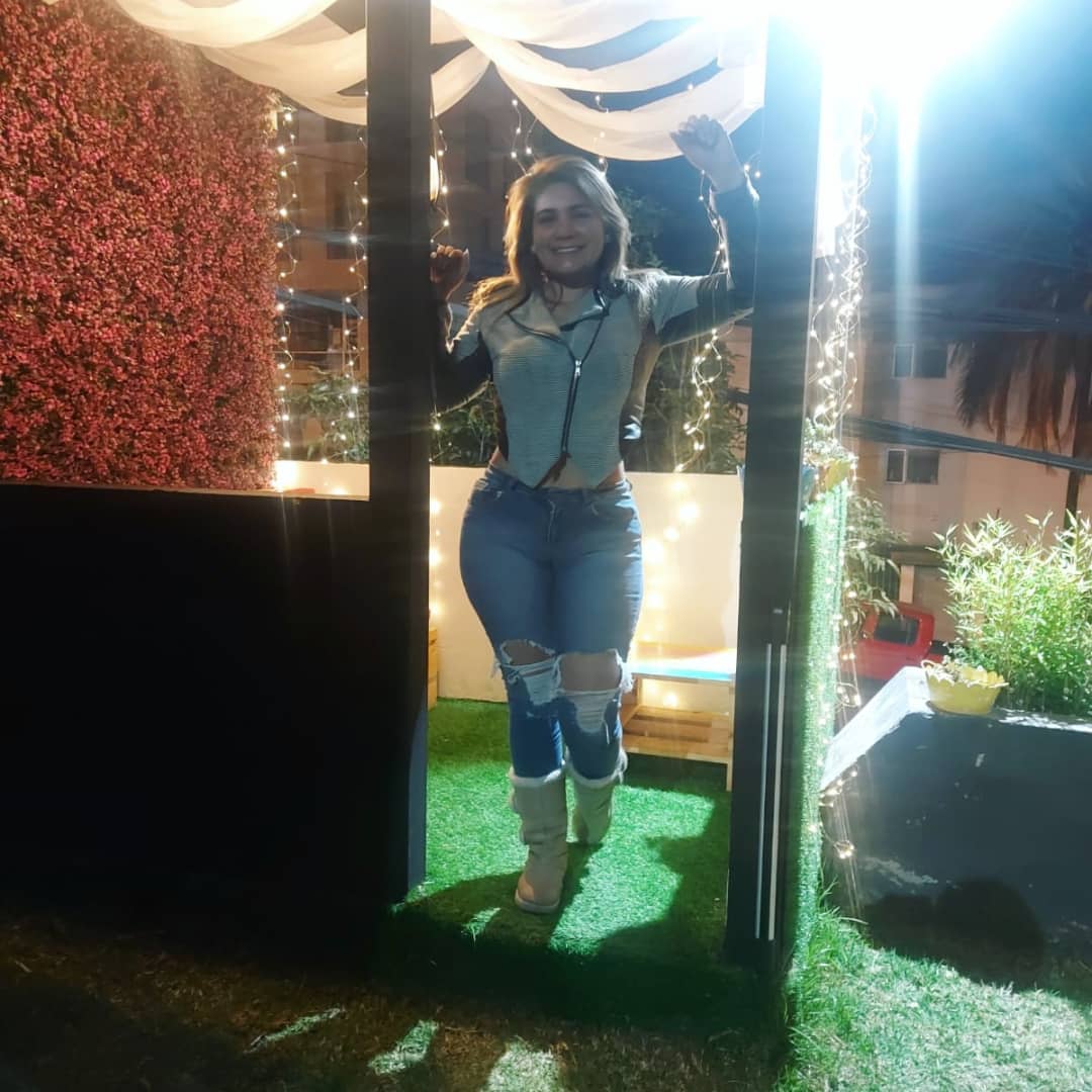 DaysiSuarez16's tweet photo. Quito la carita de Dios @DaysiSuarez16 https://t.co/VFrNbuVgKL