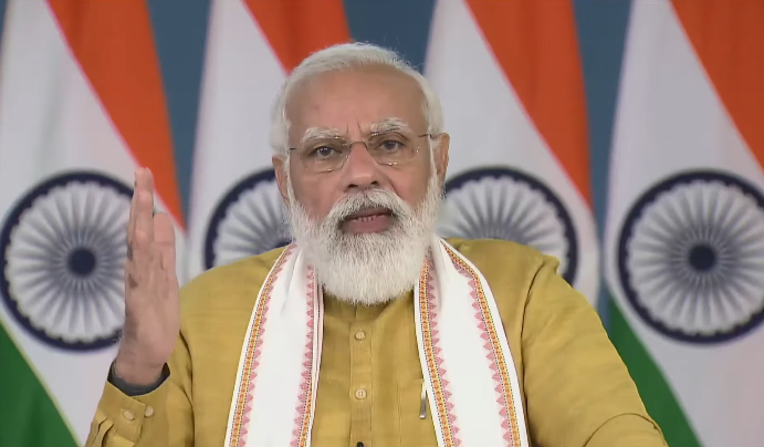 BJP4India's tweet photo. भारत में ही बनने वाली श्रेष्ठ जेनेरिक दवाओं को इलाज में ज्यादा से ज्यादा उपयोग में लाने के लिए प्रोत्साहन दिया गया है।

8,000 से ज्यादा जन औषधि केंद्रों ने तो गरीब और मध्यम वर्ग को बहुत बड़ी राहत दी है।

- पीएम @narendramodi https://t.co/jvWPHGi2PP