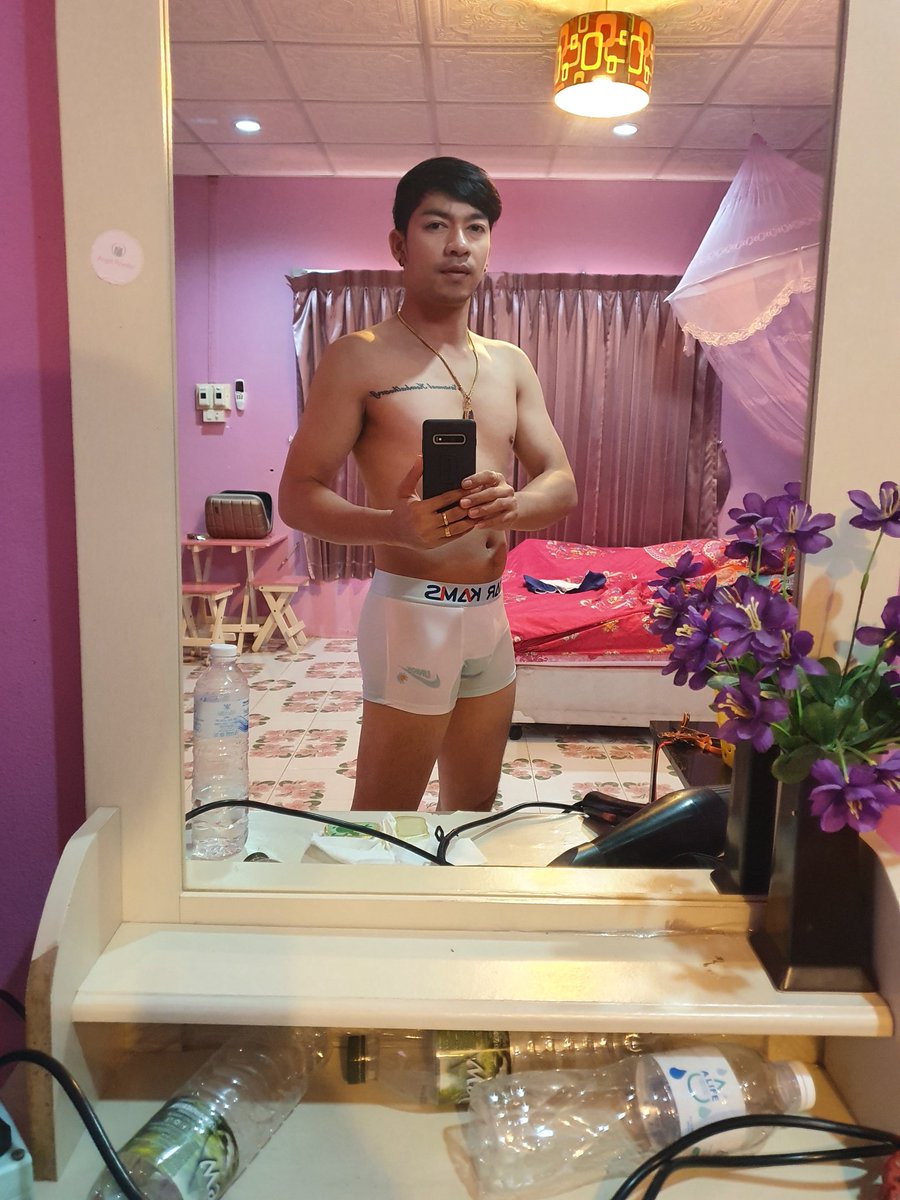 f25xCRUgKY9rvWV's tweet photo. อ้วนแล้ว😛😛😛 https://t.co/UmbtQIwW2t