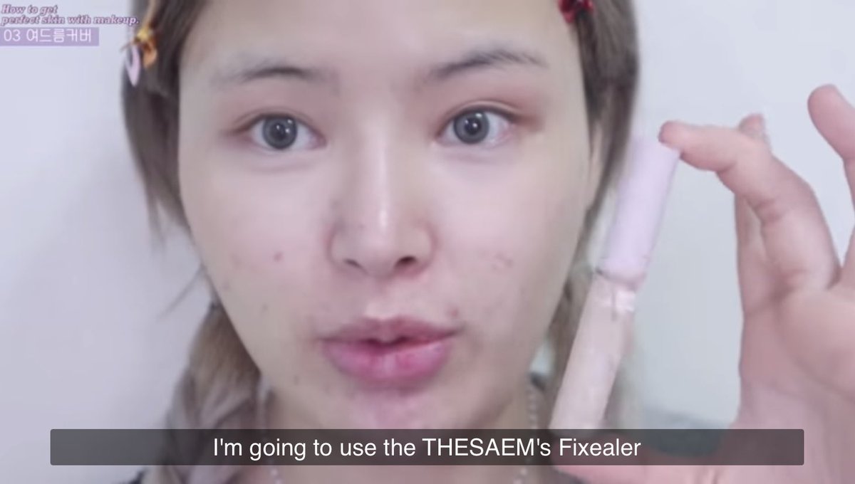 ter_tories's tweet image. ยทบ. jaymeeforyou สอนลงคอนซีลเลอร์ยังไงให้ปกปิดรอยแดงรอยดำ รอยแดงให้เนียนกริบบบบบ เขาใช้คอนซีลเลอร์ the saem ให้การปกปิดรอยสิว และแชร์ทริคเล็กๆว่าให้ใช้คอนซีลเลอร์ที่มี moisturizer เพิ่มเล็กน้อยจะเนียนกว่า #howtoperfect 

youtu.be/EcisNTzfgOQ