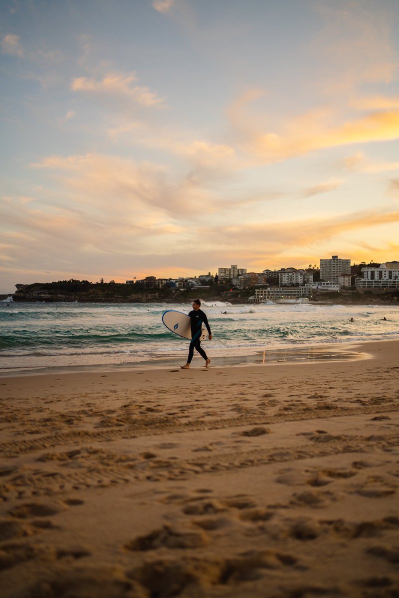 yoheishoots's tweet photo. Beautiful sunset in Sydney tonight 😍 
Which is your favourite shot? 📸
#bondi #visitnsw https://t.co/GEwyEDJ3nV