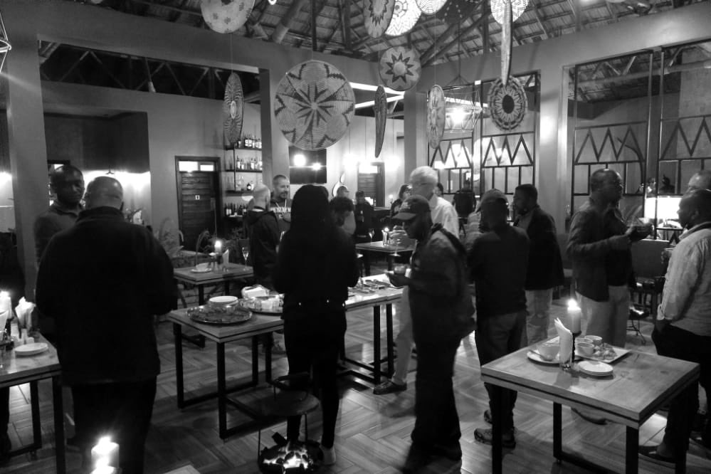 Great events start with a cocktail!  
#KwitaIzina #WorldGorillaDay #VisitRwanda
#FiveVolcanoesMoments #RwandaBestHotels