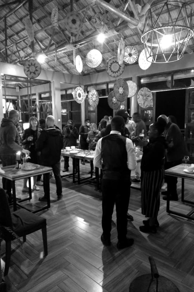 FiveVolcanoes's tweet photo. Great events start with a cocktail!  
#KwitaIzina #WorldGorillaDay #VisitRwanda
#FiveVolcanoesMoments #RwandaBestHotels https://t.co/aJ017cHcVD