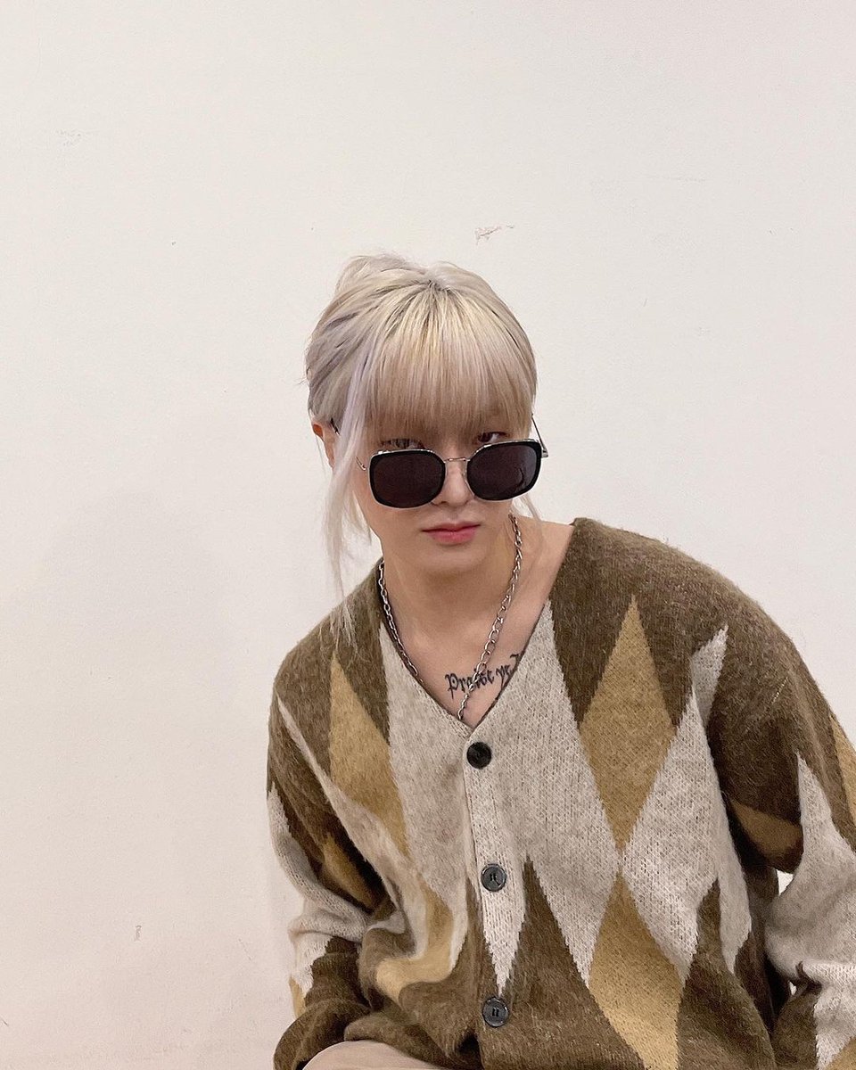 VAliceindia's tweet photo. 2709921 dxhxnxe IG Update

https://t.co/uD2XqWOHwE

[#HANSE] : Did you listen to BLAZE wel!?😎😎

#빅톤 #도한세 #한세 #VICTON #HANSE #ALICE #VictonxAlice #VictonxAliceIndia https://t.co/b3yAzxTMUd
