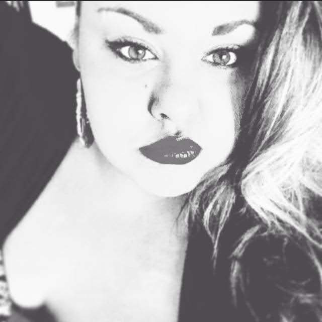 FantasyGoddess_'s tweet photo. #bbw  #curvyqueen #bbwlover #thickerthanthick #playtime #bbwlovers #mood #horny #mdcpl #mood #PhattAss #bigbootylover #titties #KinkyWife #mdusa #freaks #blacknwhite https://t.co/QQmzxaqeth