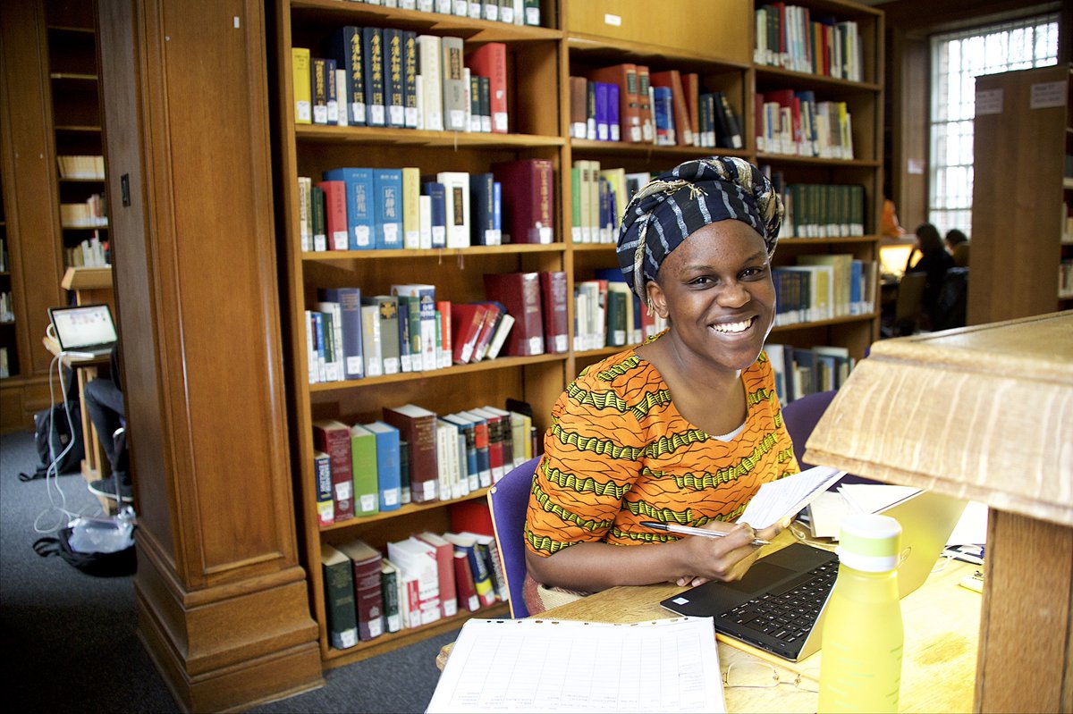 UoMLibrary's tweet photo. Welcome to The University of Manchester Library 📚💻✍️

The Library is here to support your learning throughout your @OfficialUoM experience.

To find out more about our services and how you can access them, visit the Get Started page: https://t.co/lpT8iboTKb https://t.co/unXtMovMTa