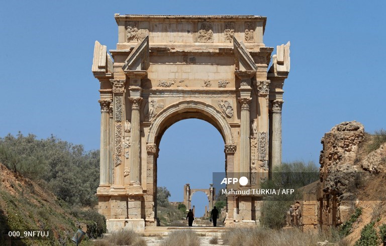 AFPphoto's tweet photo. Jewel of Roman Empire lies neglected in Libya chaos.
https://t.co/KHCQ37Jymx
📸 Mahmud Turkia #AFP https://t.co/GSGTBoUFXk