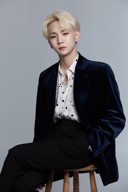 iheartshinee__'s tweet photo. 210927 KEY <BAD LOVE> One Question One Answer interview translation ✨

⚡️ https://t.co/JAgBBWk71Y

#KEY_BADLOVE #KEY @SHINee #SHINee https://t.co/l9sIe7fJul