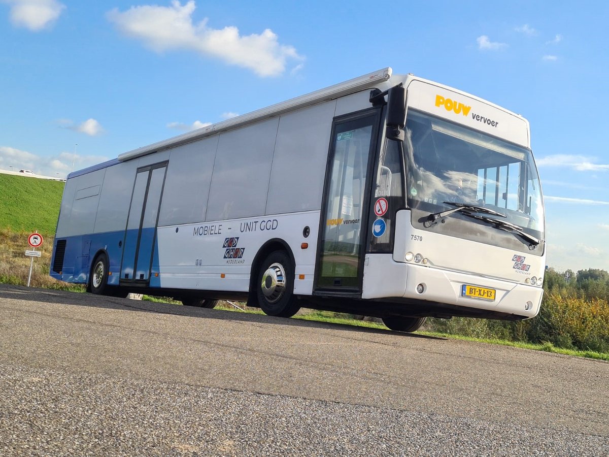De prikbus staat deze week op 1, 2 &amp; 3 okt op het parkeerterrein van de Sultan Ahmet moskee in Zaandam. De prikbus komt deze week ook nog in Purmerend, Middenbeemster, Landsmeer, Monnickendam, Krommenie, Volendam en in Zaandam. Meer info: ggdzw.nl/prikbus.