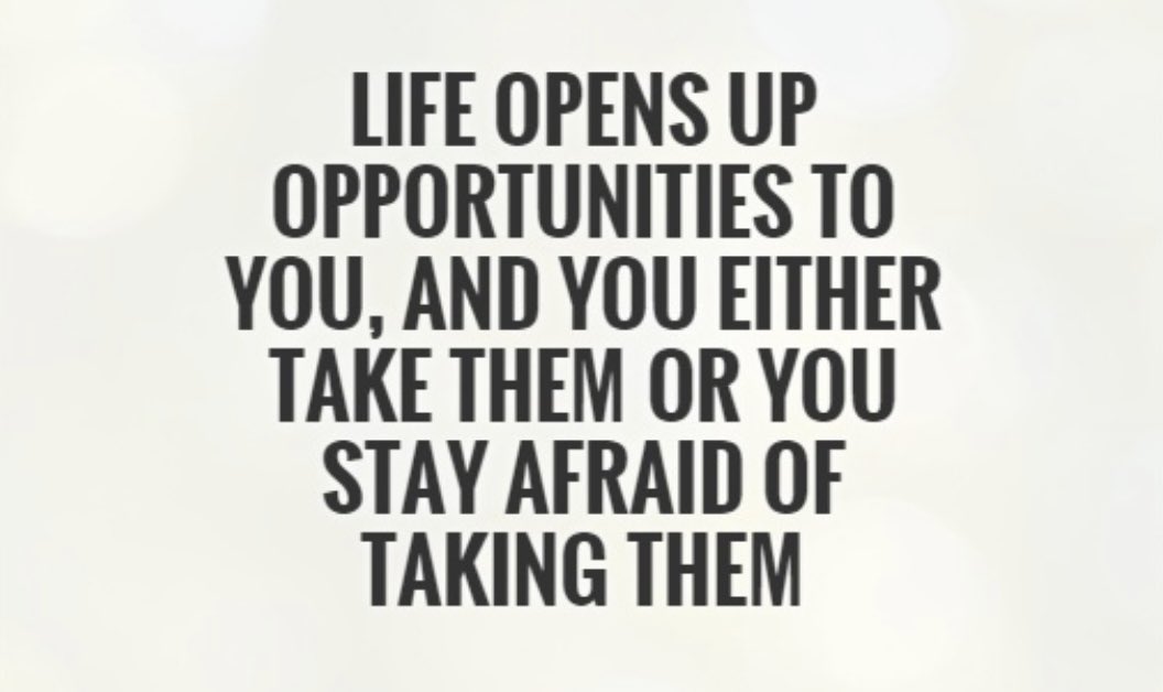 _SianyMedz_'s tweet image. HAPPY MONDAY ☺️lock into @switch_radio and join me at 12noon 🎙📻

We’ve got founder of @VisionActing Corey Weekes coming up at 1PM 

Then I’ll be talking all things
#BraidingHair
#HairDilemmas
PLUS giving you your #MedzMondayMotiviation