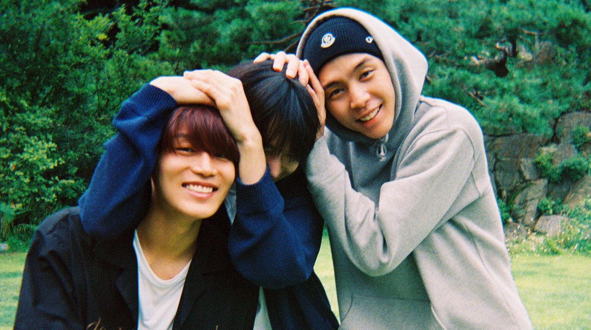 sfkkfs_'s tweet photo. เป็นความสัมพันธ์ที่โคตรน่ารักเลยอะ https://t.co/5j9P1oZDjt