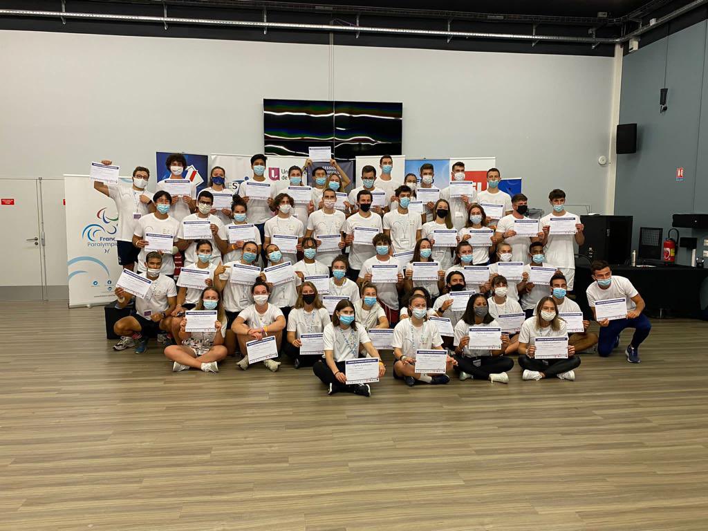 AMOS_Lille's tweet image. Trois de nos AMOSciens ont eu la chance de participer à la #SOU2021 autour de l’héritage de Paris 2024 🏟

Merci à tous les organisateurs de ce bel événement 👟

#ANOF #WeareAMOS