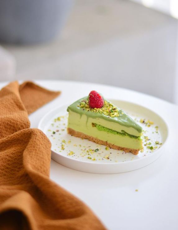 pikappofficial's tweet photo. Aren't you tempted to try this delicious cake from @dotcafe.ae ?
order now on Pik App
.
.
.
#pik #abudhabi #abudhabifoodies #instadubai
#uaelife #uaefood #uaefoodbloggers #abudhabilife #dubai #dubailife #foodie #foodiegram https://t.co/VVExVvtcml