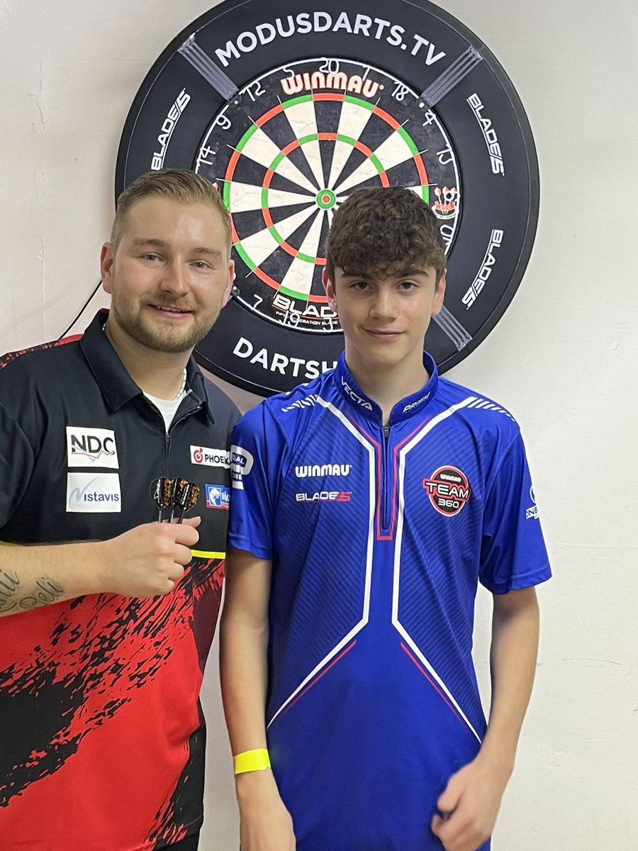 steve180brown's tweet photo. Was great to see young @Winmau Team360 star Cayden Smith at the weekends event. 

Cayden joined us in the players room for a throw. Busy weekend for the youngster as he played county youth yesterday, nice 3-2 victory for Worcestershire youth team #team360 

@JDCdarts @JDCvirtual1 https://t.co/5czcJ5FZqe