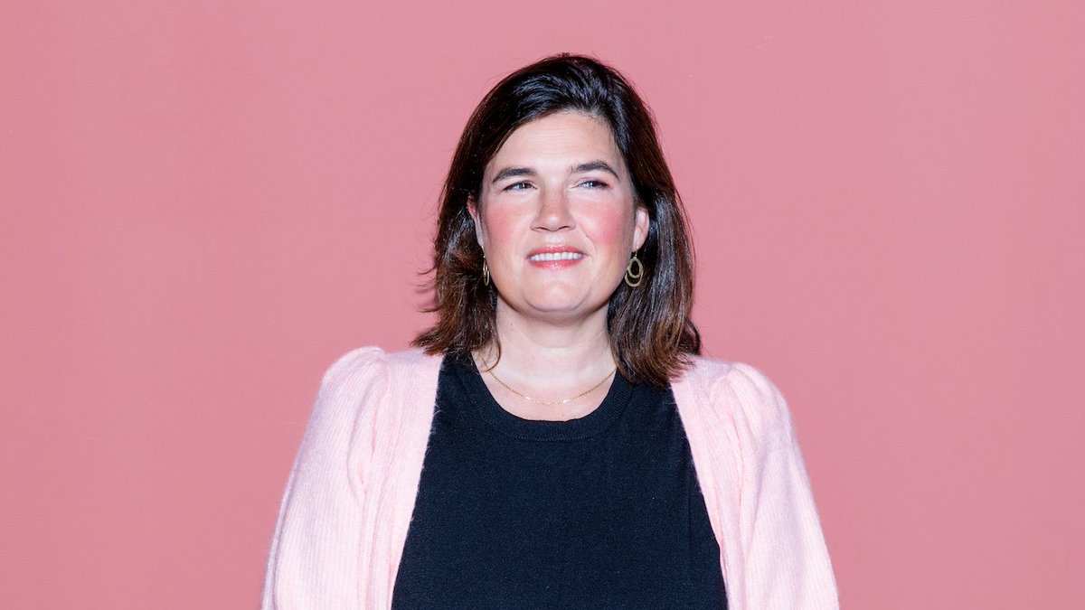 Linda en Lin <a href="/linwoldendorp/">Lin Woldendorp</a> togen naar LINDA. Waar <a href="/idebel/">Iva Debell</a> vertelde hoe LINDA.nl de grootste vrouwennieuwssite van Nederland gaat worden. villamedia.nl/artikel/linda-…