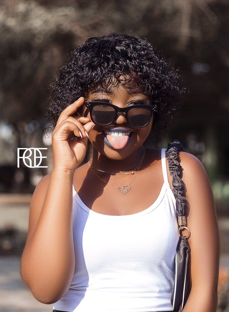 __enoch_'s tweet photo. Dropping it four folds. 
Shades of beauty
Photographed by me. Kindly rt 🤗 https://t.co/3FhyicofRH