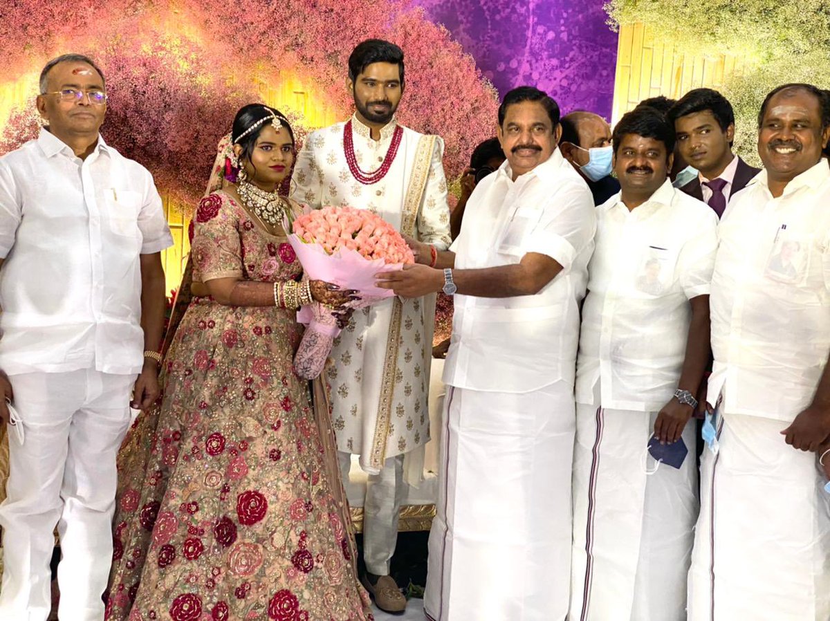 Vijayabaskarofl's tweet photo. Yesterday, I attended the wedding reception of the granddaughter of Velammal Institutions Founder, with the Hon’ble Leader of Opposition @EPSTamilNadu. Best wishes to the new couple. https://t.co/SplzQore3Q