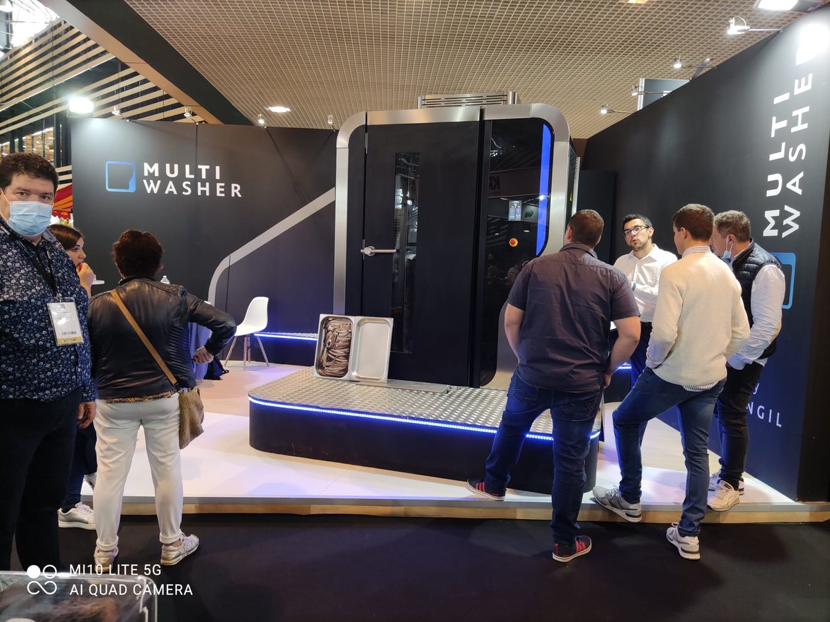 somengil's tweet photo. 🙌  Yesterday was a success, Multiwasher is the star of our stand.
Today is the last day at @sirha_lyon! 
Join us at stand 4K38!

#somengil #multiwasher #washingengineering #sirha https://t.co/njhgmLhHNm