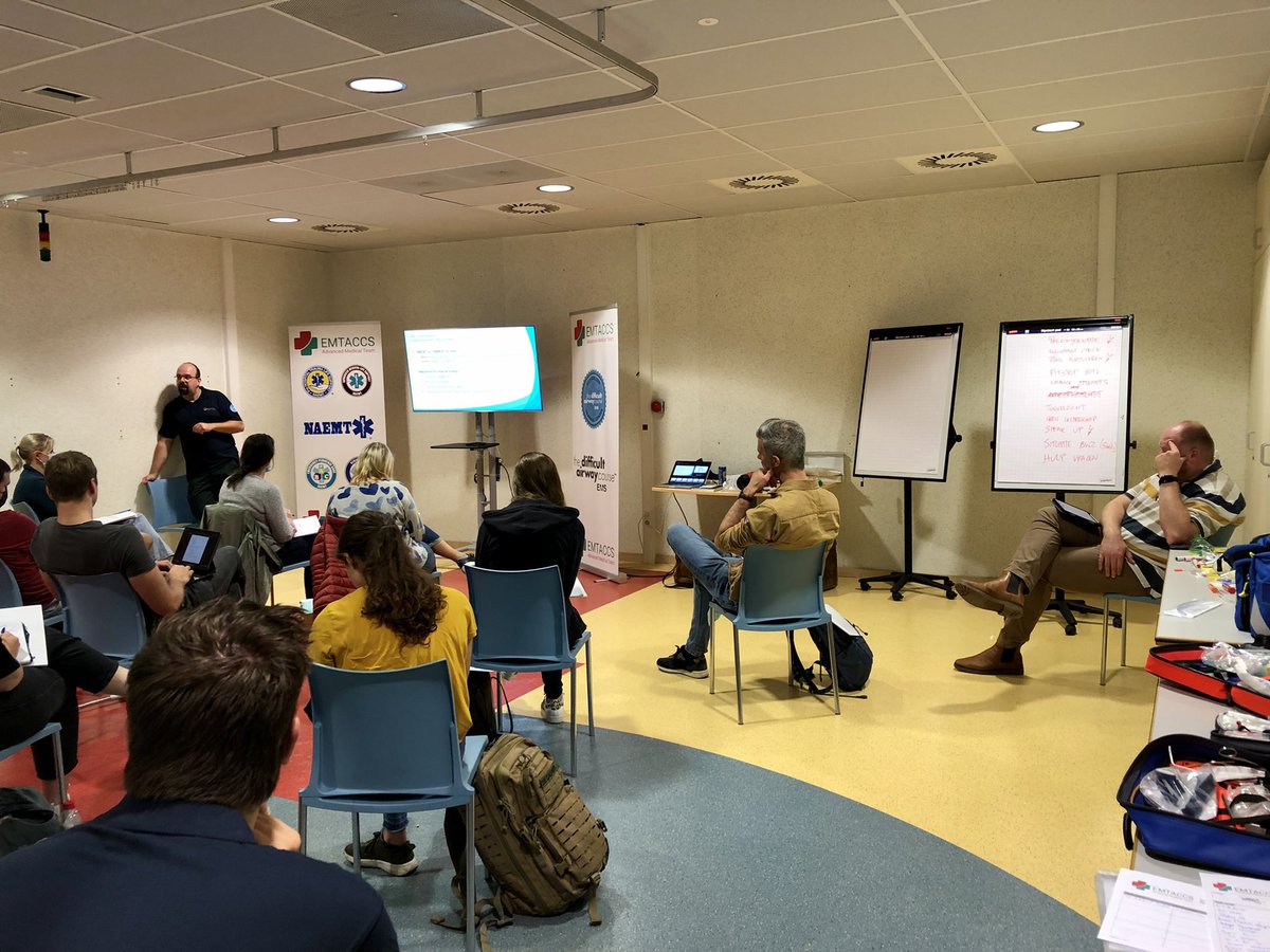 First ever Difficult Airway Course hosted in the Antwerp University Hospital! Exciting two days ahead. <a href="/emtaccs/">EMTACCS</a> <a href="/dasairway/">Difficult Airway Society (DAS)</a> <a href="/UZAnieuws/">UZA</a> <a href="/Mattijs_VH/">Mattijs Van Hooreweghe</a> <a href="/HectorDubois4/">DocDubois 🥸🌝🌞👨🏽‍⚕️</a>