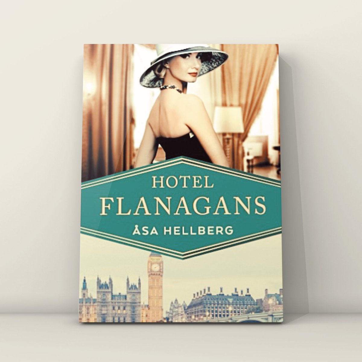 TheCrisCorner's tweet photo. #NewWeek #newbook 📚 #HotelFlanagans #AsaHellberg @MaevaEdiciones https://t.co/xta7GPcYVp