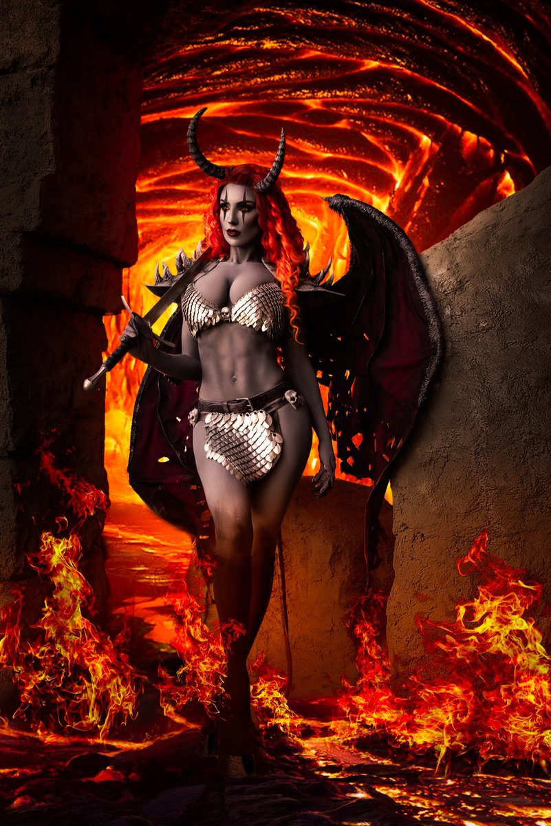 Graciethecosplaylass 💋 (@graciecosplay) on Twitter photo Guess I can share the exciting news now! I will be featuring on the covers of Dynamite’s new Hell Sonja series coming this January! This is really an exciting honor for <a href="/HappyTriggerLA/">Happy Trigger</a> and I! Can’t wait to see what <a href="/drhastings/">bebela</a> and <a href="/PasqualeQualano/">Pasquale Qualano</a> have in store for us!
#HellSonja Guess I can share the exciting news now! I will be featuring on the covers of Dynamite’s new Hell Sonja series coming this January! This is really an exciting honor for <a href="/HappyTriggerLA/">Happy Trigger</a> and I! Can’t wait to see what <a href="/drhastings/">bebela</a> and <a href="/PasqualeQualano/">Pasquale Qualano</a> have in store for us!
#HellSonja