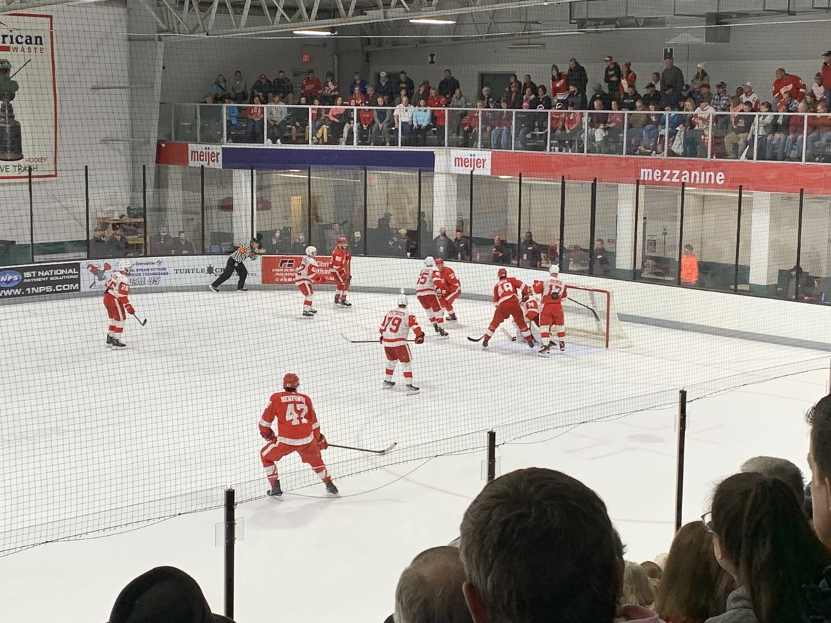 CentreICEArena's tweet photo. Two more days left in @DetroitRedWings Training Camp! Today &amp; tomorrow (Sept. 27 &amp; 28) you can watch the Wings practice @CentreICEArena starting at 9:30 am. $10 at the door gets you in! General admission seating. Cheer on the Wings as they prepare to start the new season. #LGRW https://t.co/TMgM1F10TQ