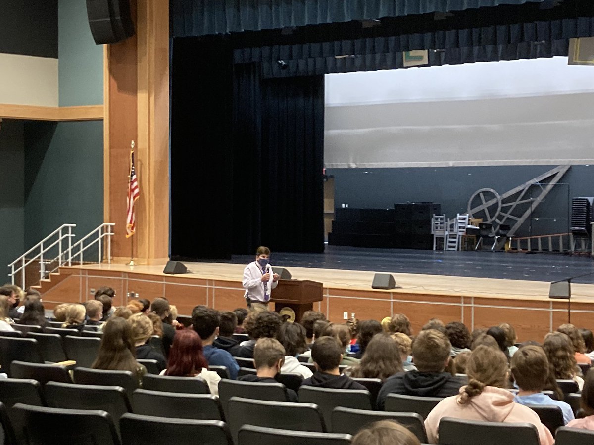 southhighprin's tweet photo. New Grade 9 Assistant   Principal Mr. Evans meeting with the class of 2025 to share information with our freshmen about how to succeed over the next 4 years! @plymouthsouth Go panthers! https://t.co/zfQCk1hBB6