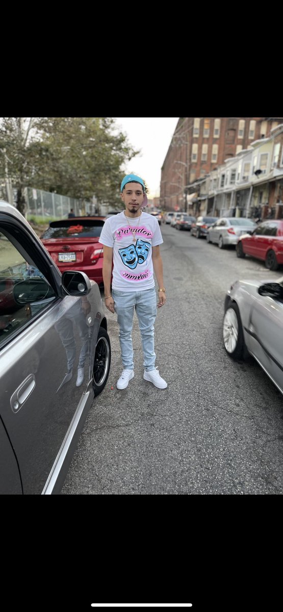 TheRealMir____'s tweet photo. IMMM 2 SEXY 4 THIS TRAPP https://t.co/1cg3DomZns
