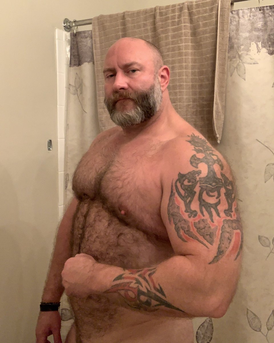 the_evermorrs's tweet photo. Well you said you wanted a thicc boy, didn’t you? https://t.co/RryiX5KVL3