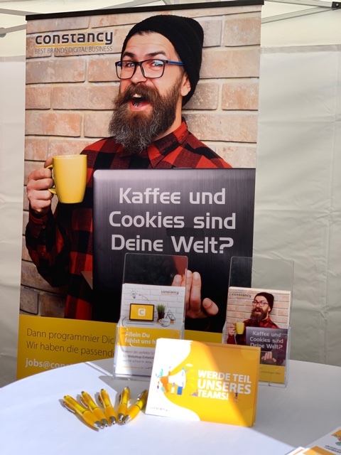 ConstancyGmbh's tweet photo. Am Samstag fand der Jenaer Jobwalk statt. Bei bestem Wetter konnten wir viele gute Gespräche führen und das Interesse für den Bereich E-Commerce wecken.
Du willst wissen, was unsere aktuellen Jobangebote sind? Dann schau mal hier vorbei:
https://t.co/ozZubmigmK

#constancygmbh https://t.co/oXAXHv76La