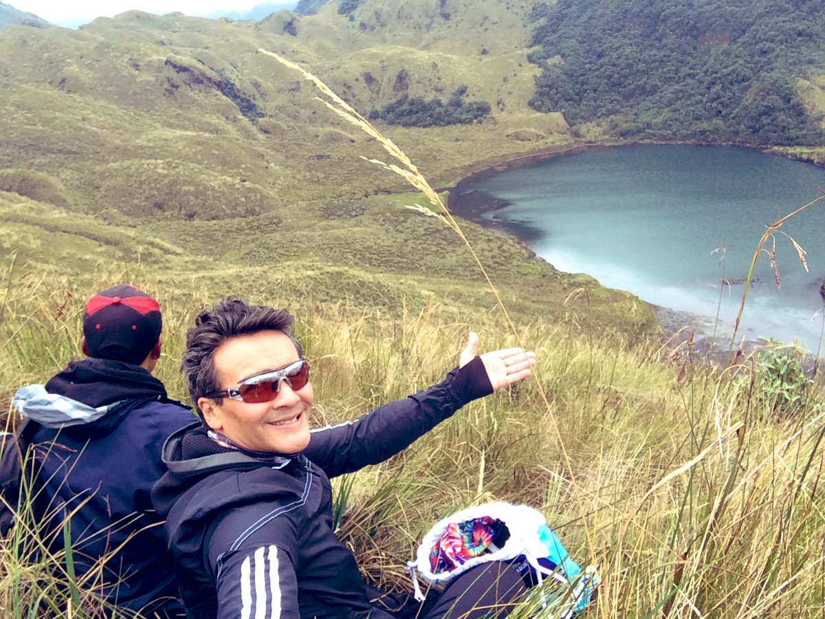 AVAstudillo's tweet photo. Vuelta al mundo… o a los “4 mundos del Ecuador” 🇪🇨 😋
Bienvenidos al paraíso #diamundialdelturismo https://t.co/7tEaojjndq