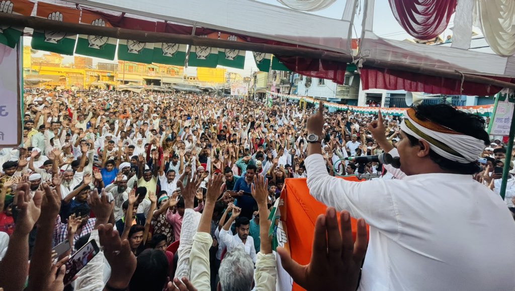INCMinority's tweet photo. राष्ट्रीय चेयरमैन इमरान प्रतापगढ़ी जी के लिए आज ठाकुरद्वारा विधानसभा मुरादाबाद की न्याय पंचायत ढकिया में स्वागत समारोह का एक कार्यक्रम था, जिसे चेयरमैन साहब ने किसानो के भारत बंद के समर्थन में पूरी तरह से किसान ऑंदोलन को समर्पित कर दिया ।
@ShayarImran 
#Moradabad #BharathBandh https://t.co/UYwHsAsNDv