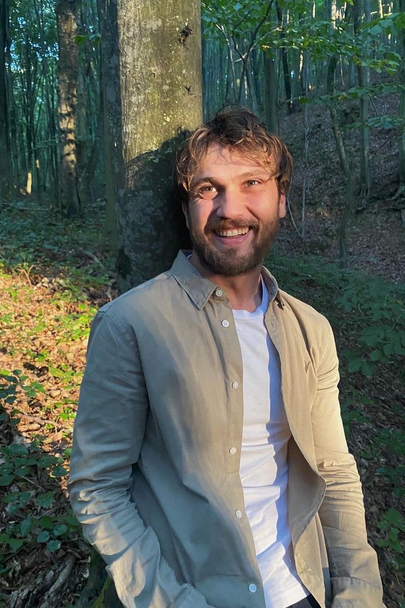 ra6655x's tweet photo. 🍯🍭🍰🍫🍬🍭🍡🧁
#ArasBulutİynemli https://t.co/x8kuyZEx6B