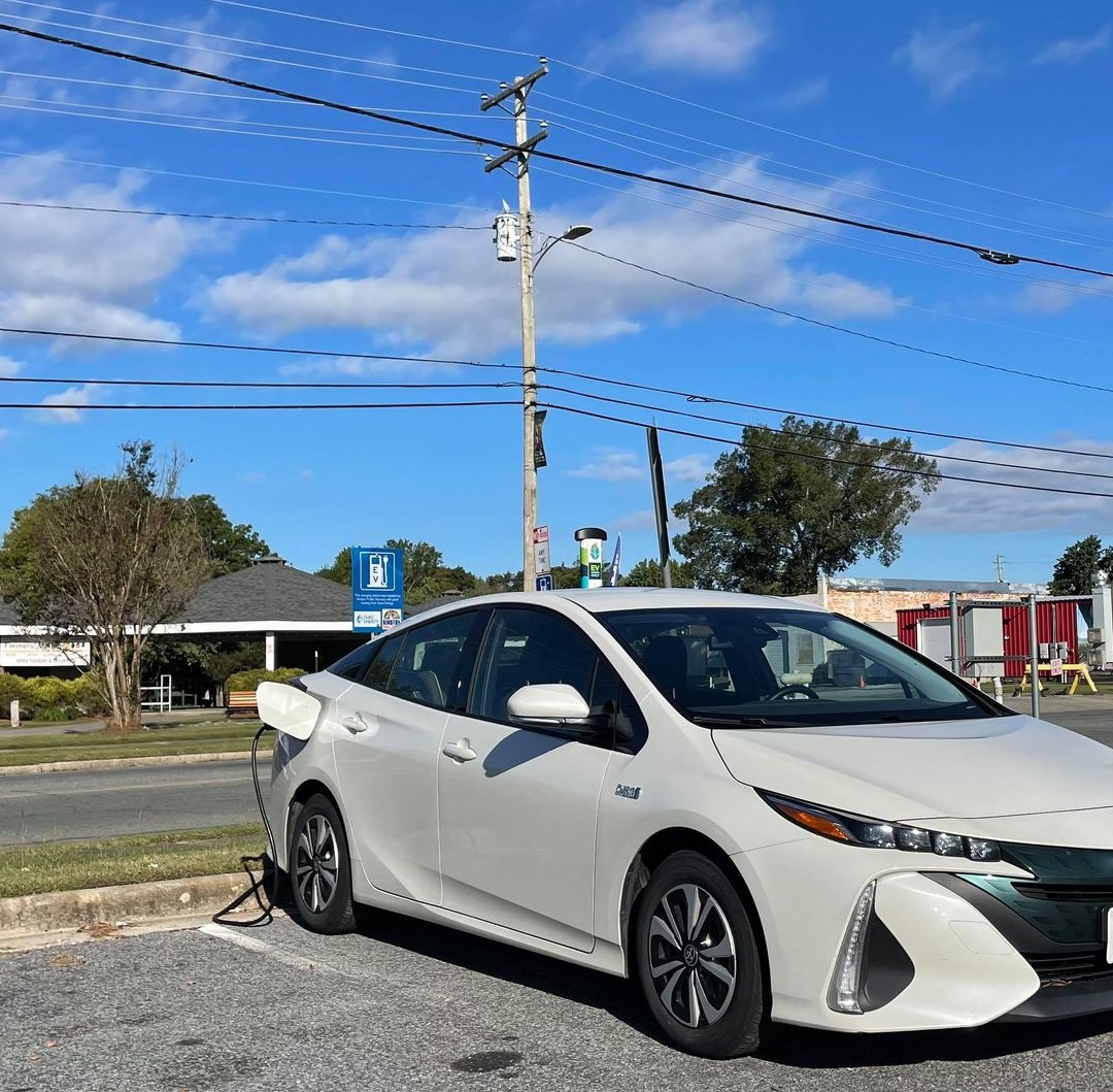 Happy National Drive Electric Week! 🚗
While preparing for this week, we spotted one of our <a href="/ChargePointnet/">ChargePoint</a> electric charging stations in use! We are proud to be able to provide this service for our community! Can you name this location?
#nationaldriveelectric #NCPublicPower