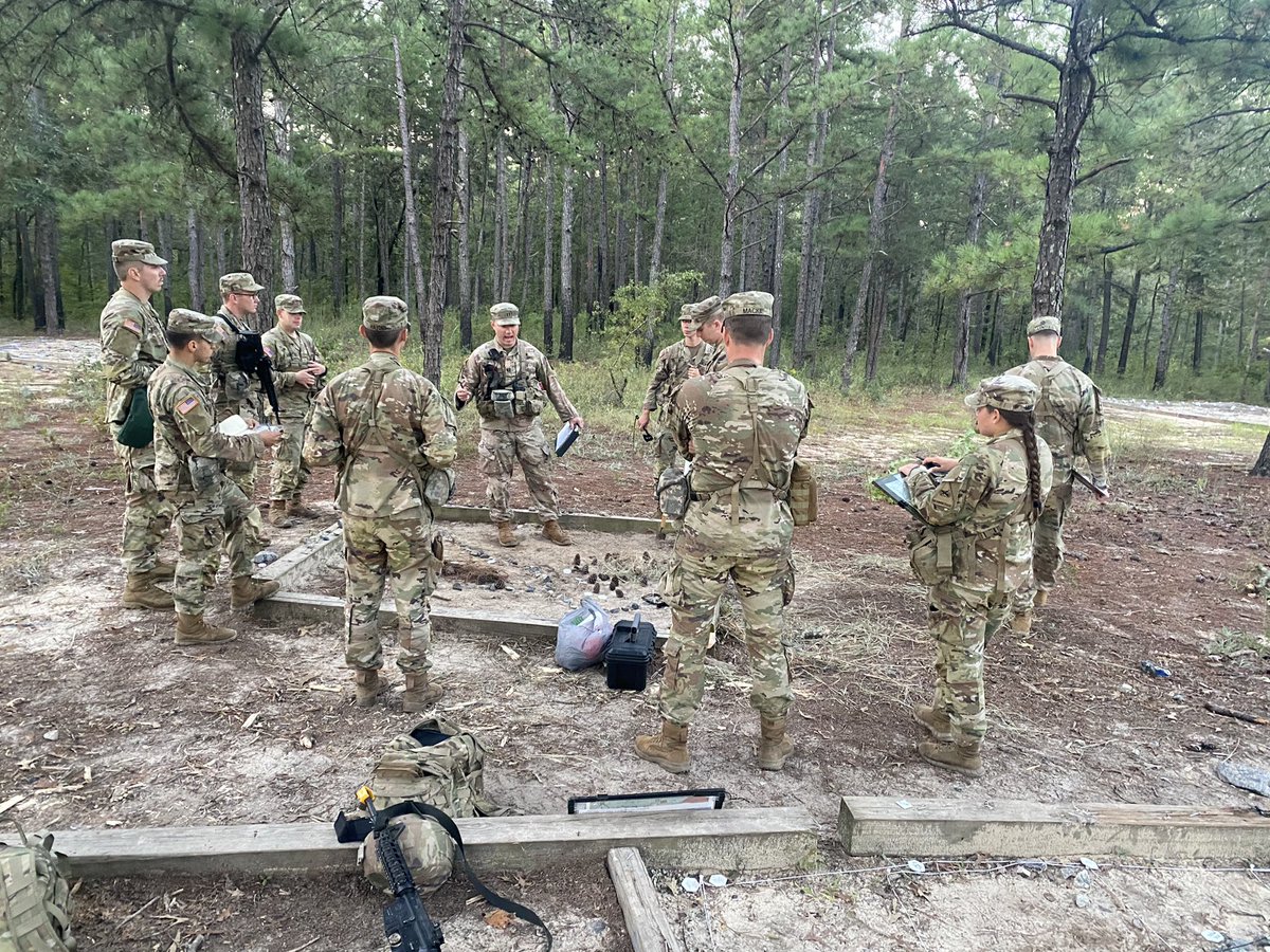 jr_liscano's tweet photo. 21-005: TD6, PLT STX4- Post SOBE, Next-Gen Armor Leaders are back after it w/ TLPs. Terrain model, graphics, OPORD brief & feedback from our outstanding dedicated TAC-Os. #ABOLCTacticsTeam #ABOLC #TeamOfTeam #ArmorSchool #BestJobIveEverHad #TroopLeadingProcedures https://t.co/sM47XEoa6L