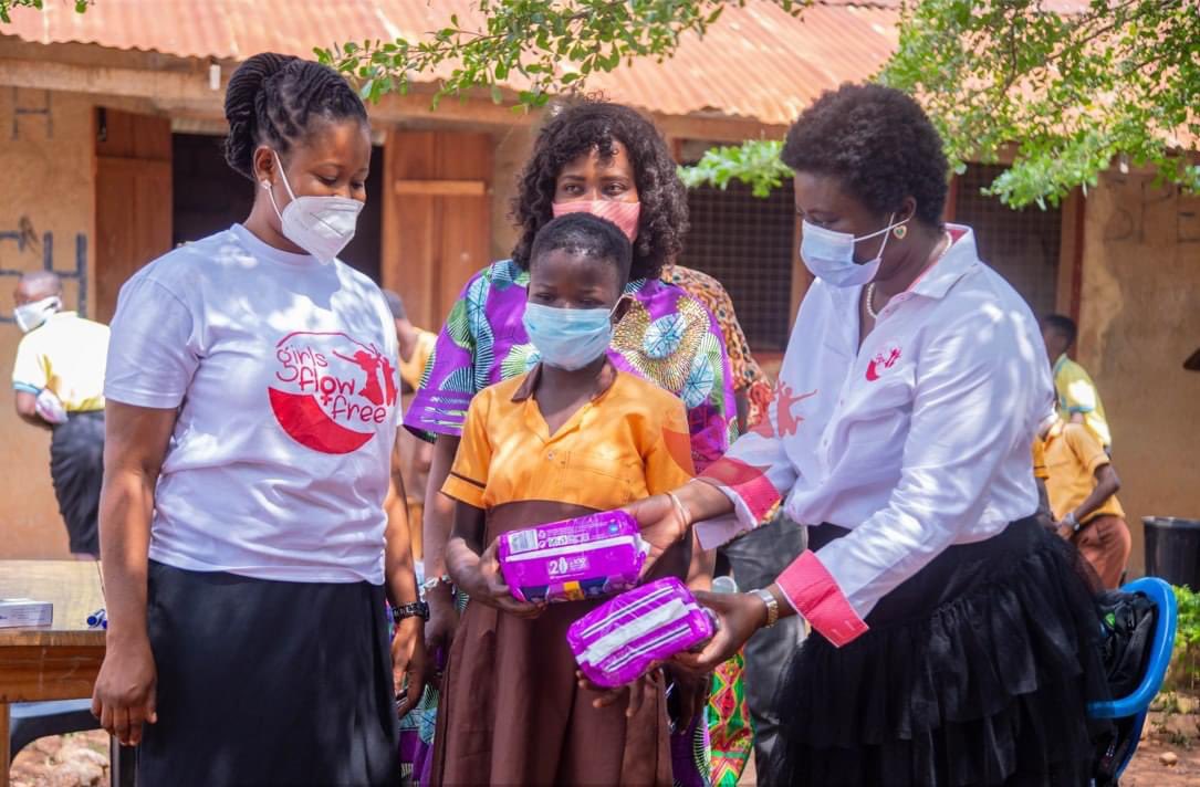 GirlsFlowFree1's tweet photo. One of our biggest highlights this year is this moment when a girl experienced menarche whilst we were delivering menstrual health education. Impact can be measured over a period of time but real-time occurrences need no evaluation.
#EvidenceToJustifyOurIntervention
#MenseWorld https://t.co/3WGhUC2xIO