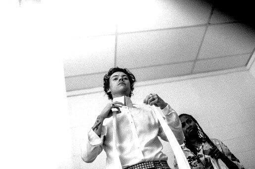 bfhstyles's tweet photo. harry through the looking glass https://t.co/K97RNuORag